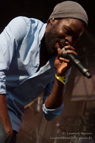 Féfé / Festival FNAC Live 2013 - Parvis de l'Hotel de Ville - 21/07/13