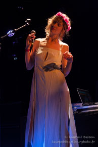 France de Griessen / Le Divan du Monde - 18/04/13 (1ère Partie Manu)