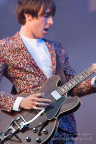 Miles Kane / Festival FNAC Live 2013 - Parvis de l'Hotel de Ville - 18/07/13