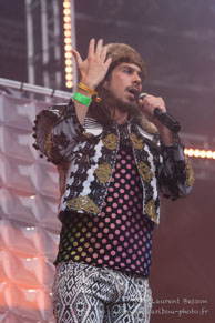 Naives New Beaters / Festival Soirs d'Eté  OUI FM 2013 - Place de la République - 10/07/13