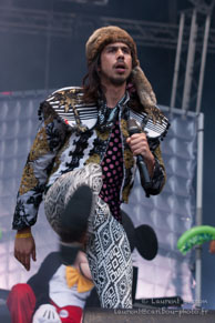 Naives New Beaters / Festival Soirs d'Eté  OUI FM 2013 - Place de la République - 10/07/13