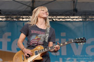 Les Platicines - Festival Fnac Indetendances - 06/08/10 / Les Plasticines
Festival Fnac Indétendances 2010 (Paris)
06/08/2010