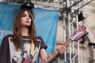 Les Platicines - Festival Fnac Indetendances - 06/08/10 / Les Plasticines
Festival Fnac Indétendances 2010 (Paris)
06/08/2010